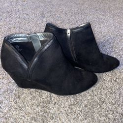 Black Booty Boots