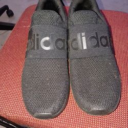 Like NEW worn about 2or 3times,, size 11 in men,