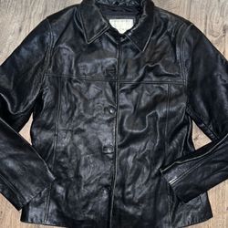 Vintage 90’s Y2K  Nine West Black Leather Jacket Blazer  Button  Sz Large