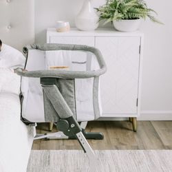 Baby Delight Beside Me Dreamer Bassinet and Bedside Sleeper Original price 179.99