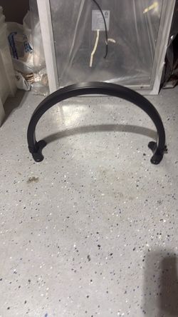 Black nail lamp
