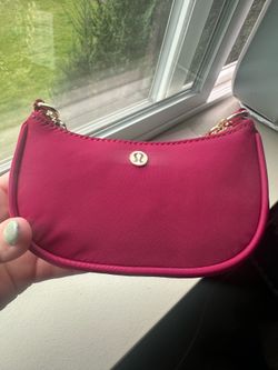 NWT lululemon City Essentials Nano Shoulder Bag BRML Gold Chain