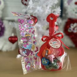 Pre-made Valentine Shovel