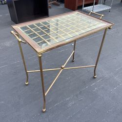 Vintage Mid Century Modern Brass and Removable Glass Tray Top Side Table Good Condition 