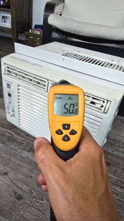Frigidaire 5,000 BTU Window Air Conditioner – Works Great! ❄️