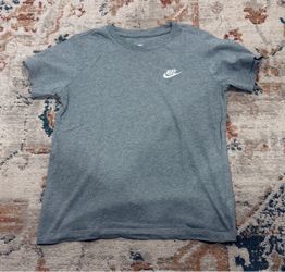 Nike Kids Youth Large Gray T-Shirt – White Swoosh Logo