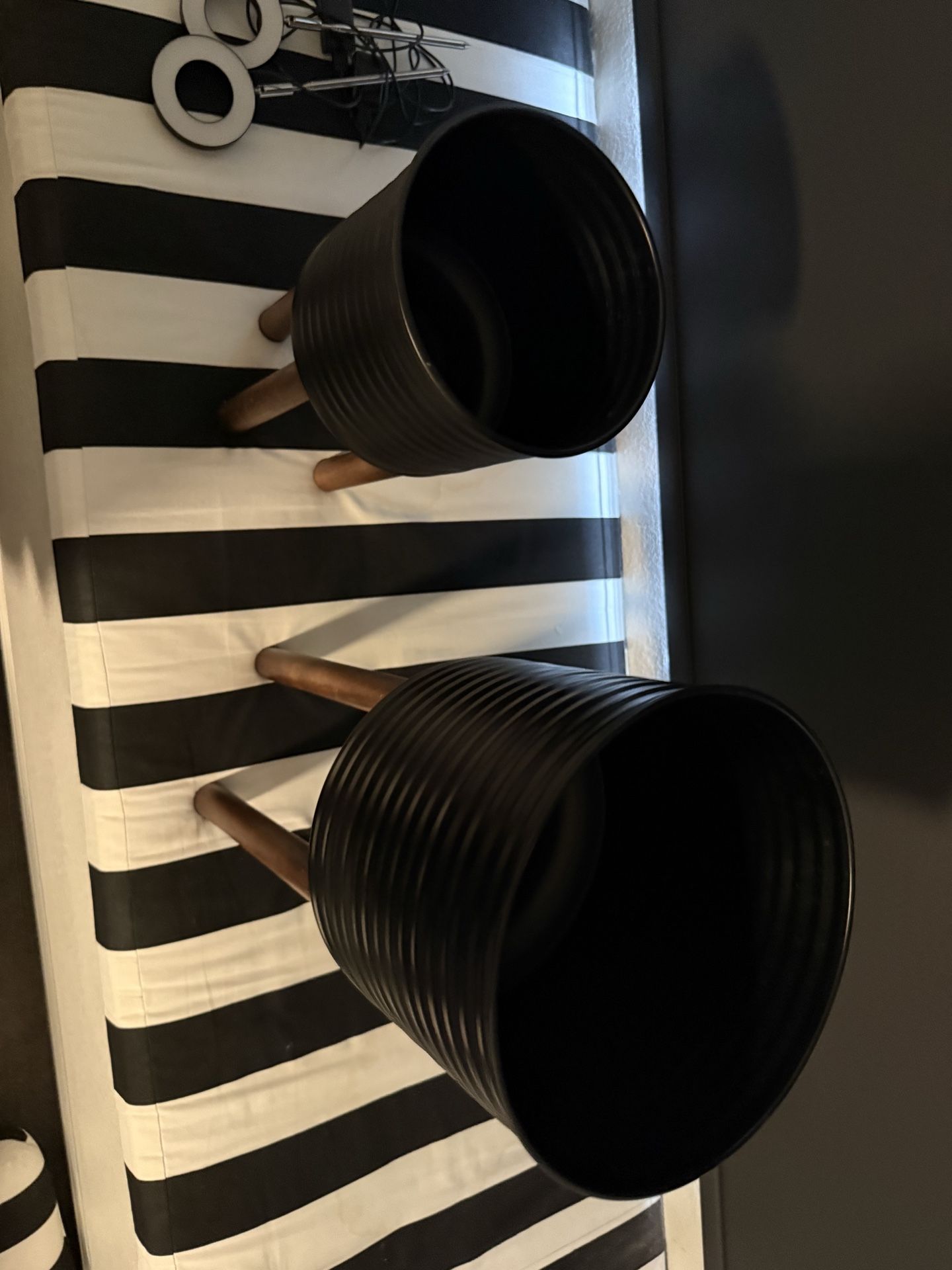 Plant Pots \ LEDs