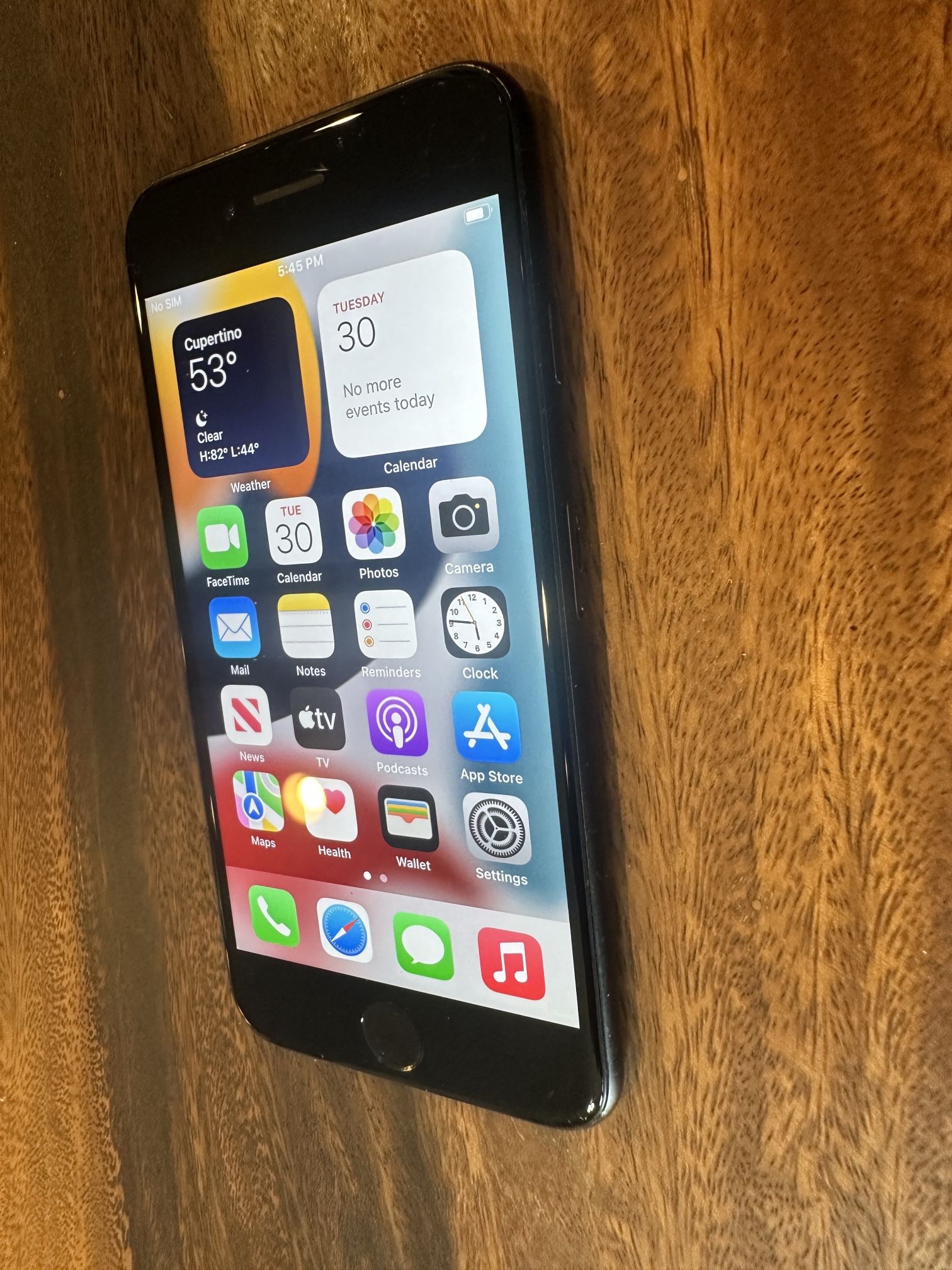 iPhone 7 Unlocked 32GB Only 119.99 for Sale in Riverside, CA OfferUp