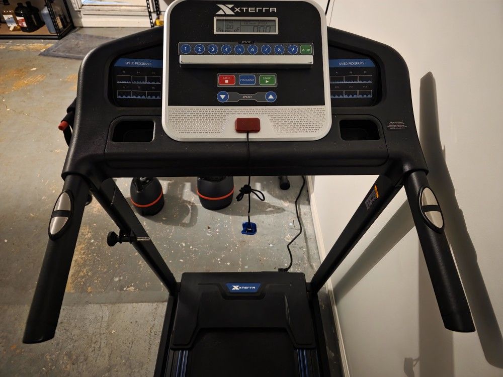 Xterra Threadmill Good Condition