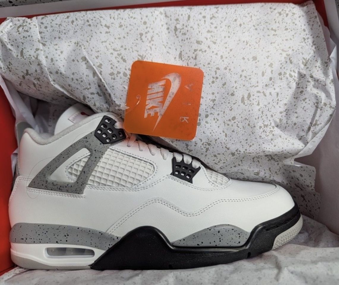 NEW 2025 AIR JORDAN 4 RETRO “White Cement” Sz9.5 & 10
