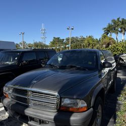 2004 Dodge Dakota 