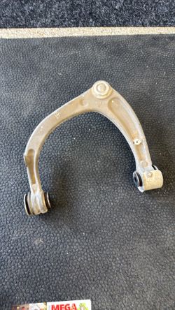 GM Upper Ball Joints
