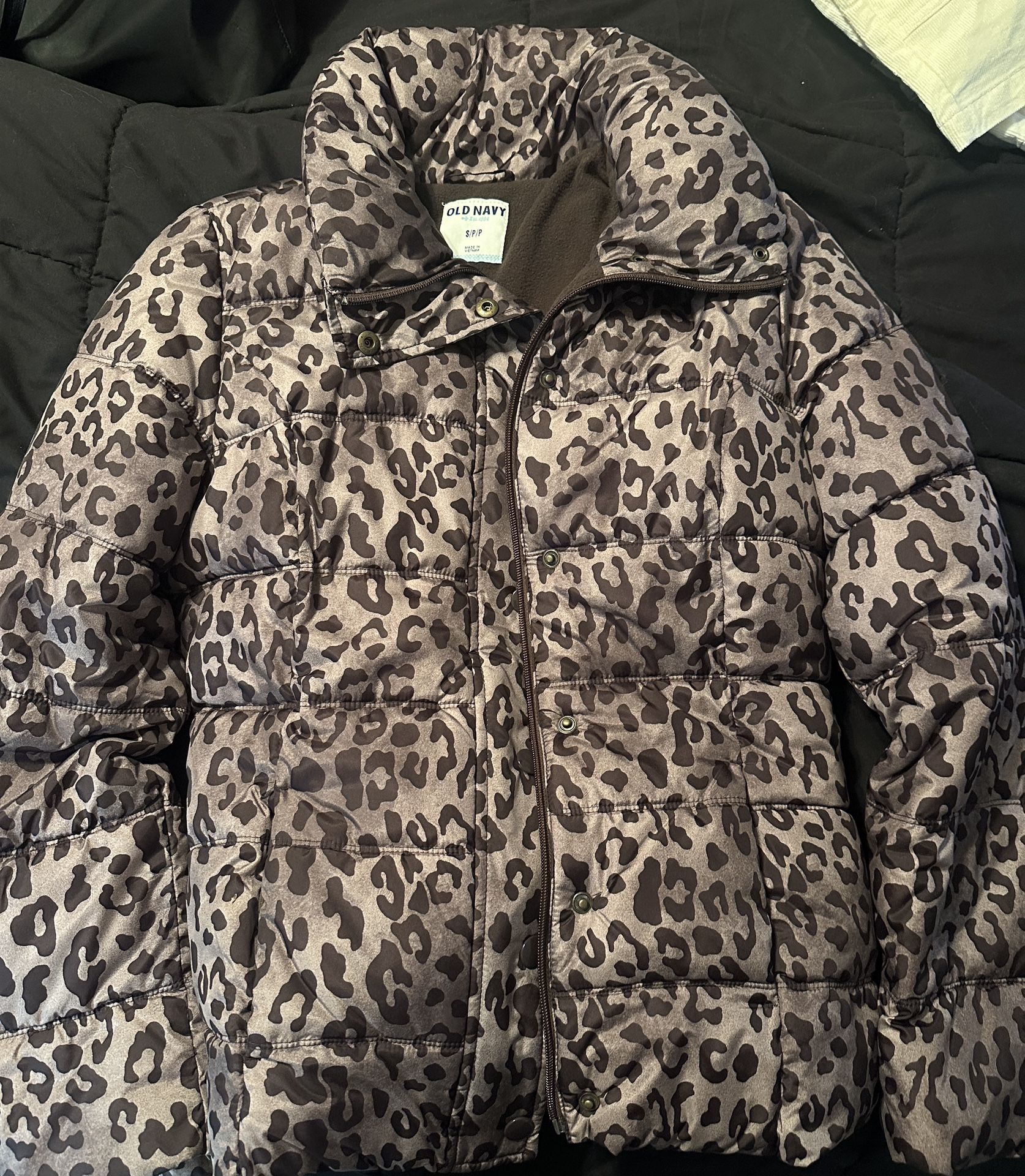 Women’s Leopard Puffy Jacket