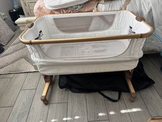 Baby Bassinet - KoolerThings