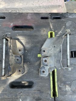 LS MOTOR MOUNT BRAKET