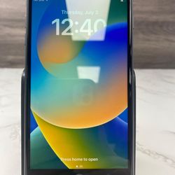 iPhone 8 Plus 64gb AT&T ID: 98103