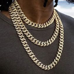 Mens 22 Inch Cuban Link Chain Bling Necklace Diamonds