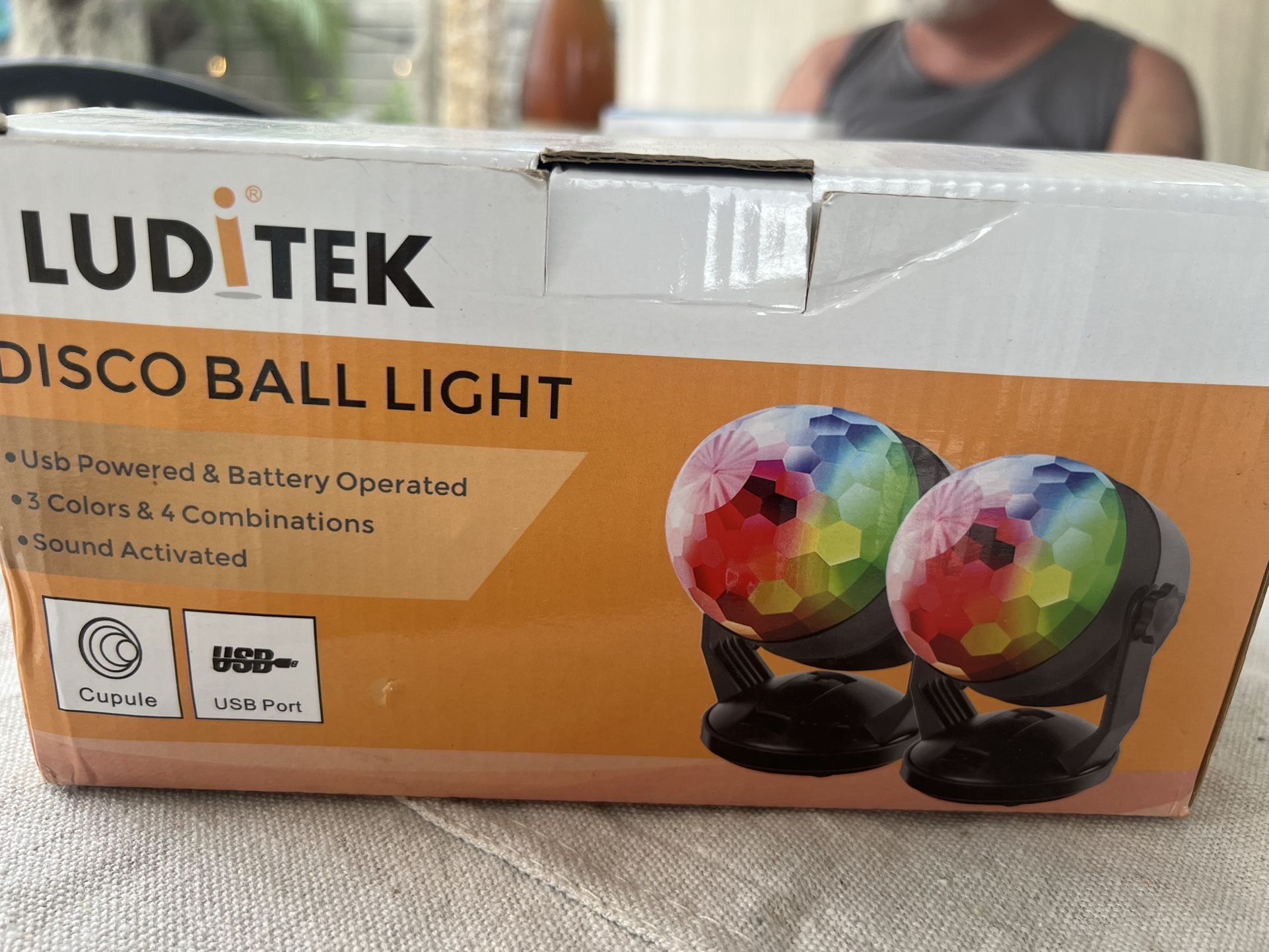 Disco Ball Light 3 color, sound activated