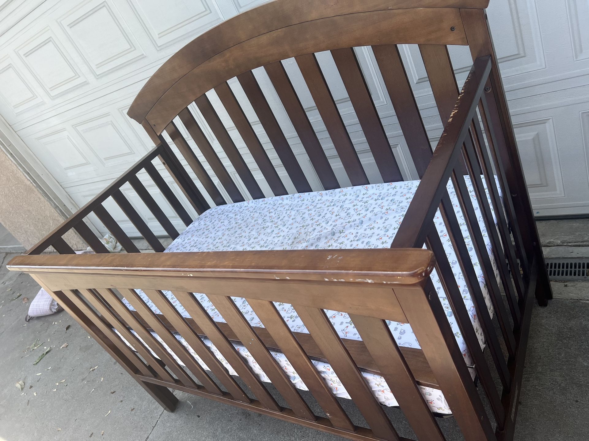 $25 Baby Crib