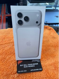 iPhone 17 Pro Max 256GB sealed in the Box! We offer financing.
