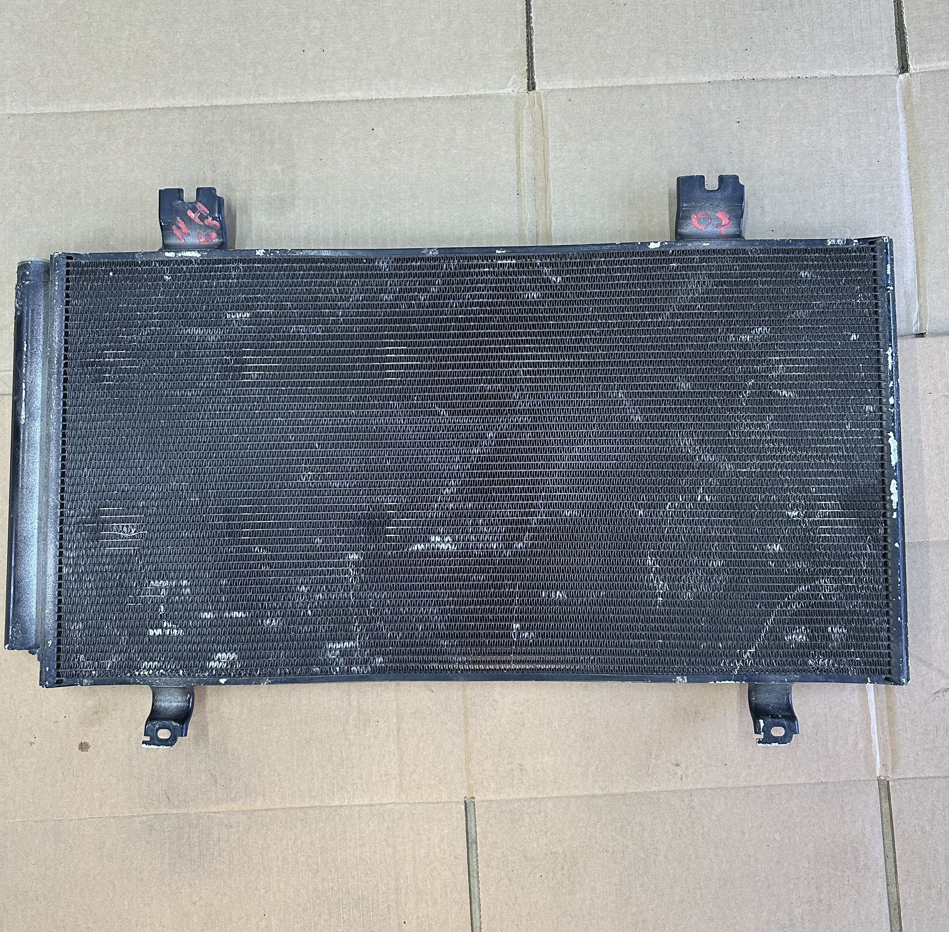 2006-2015 Lexus is250 A/C Air Conditioning Condenser OEM