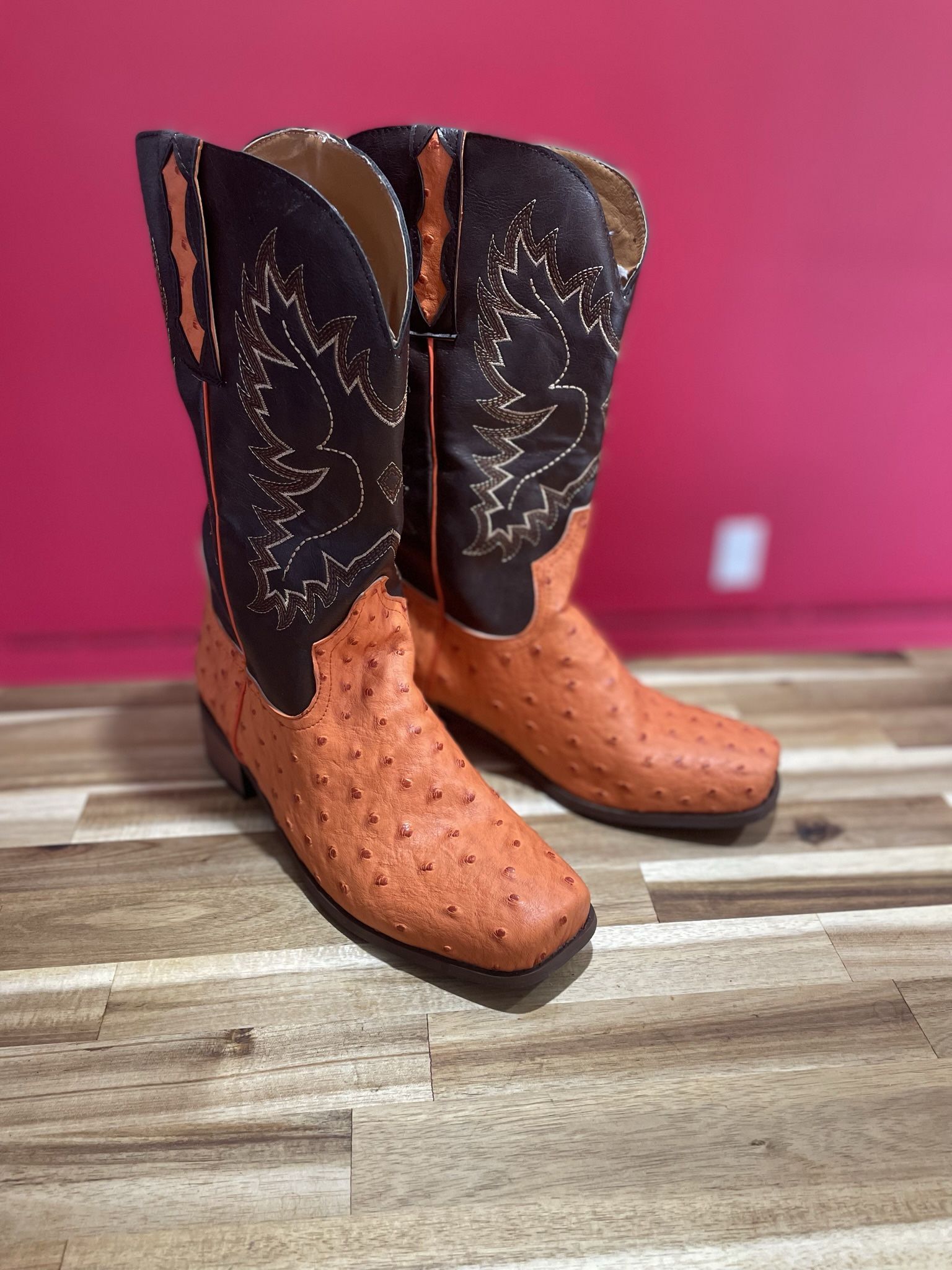 Women’s Cowboy Boots Size 9