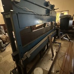 Break Press- 30 Ton + 