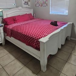 Rustic Farmhouse King Bed Frame