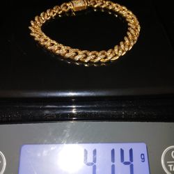 Gold Bracelet 