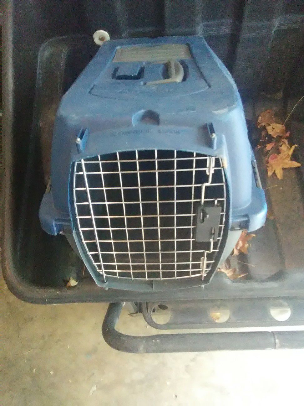 Small Pet Carrring Kennel