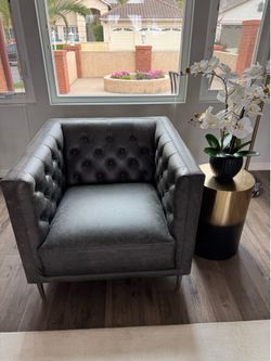 Crate and Barrel Real Leather Tufted chair BLACK