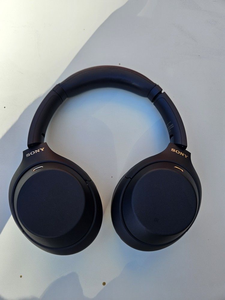 Sony WH-1000MX4