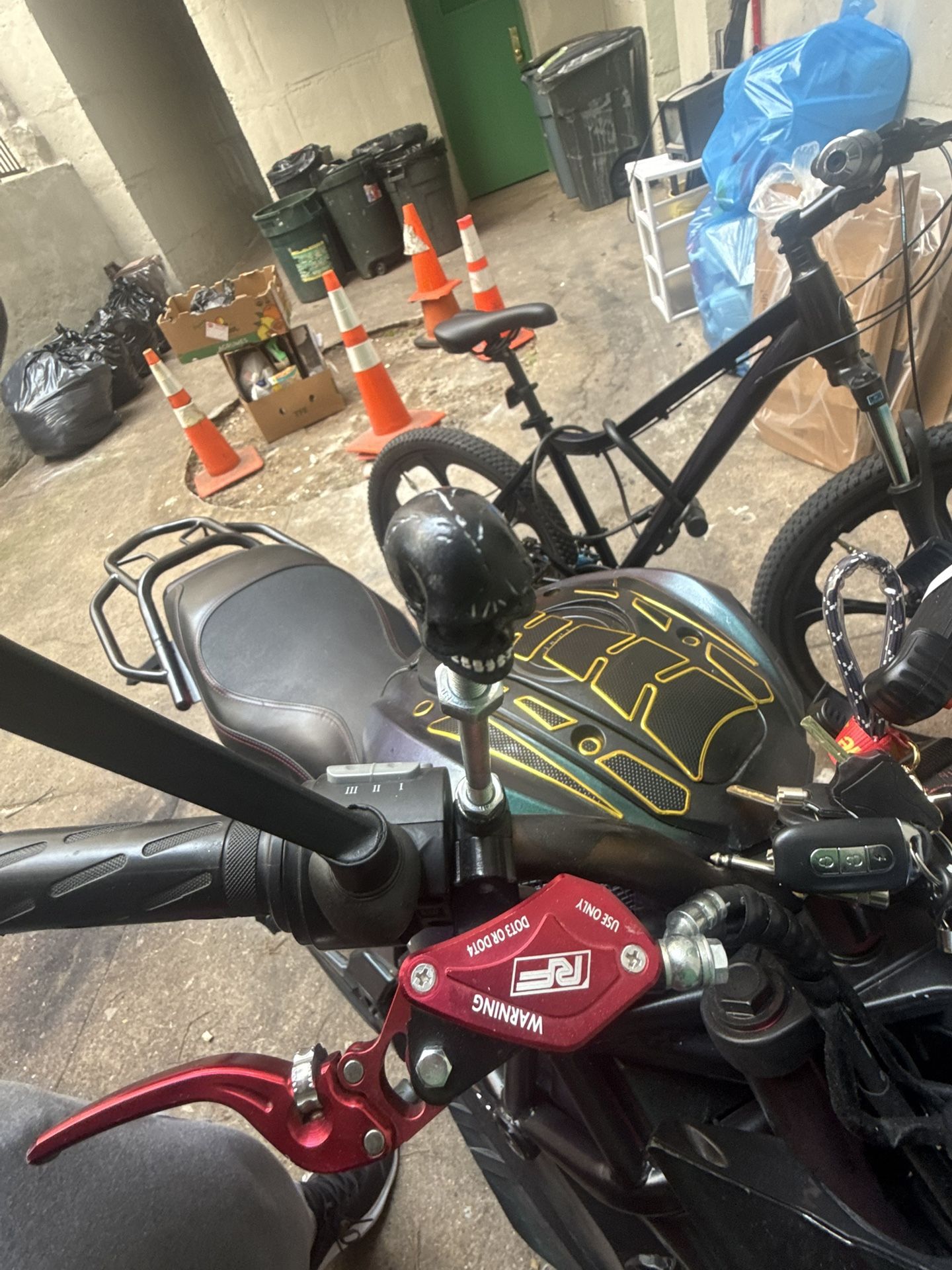 E-Monster, E-FlyBike, For trade