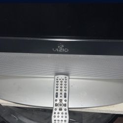 Hd Tv With Remote 36 Inch I Think 30$ Obo