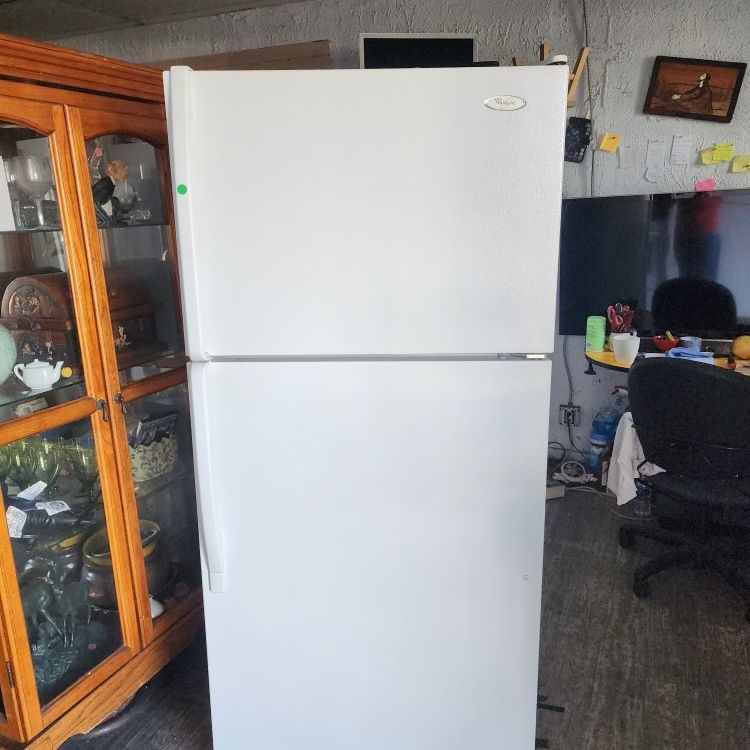 whirlpool Refrigerator 