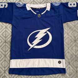 Adidas Sz 50 Climate NHL Tampa Bay Lightning #86 Nikita Kucherov Jersey EUC