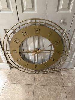 Large Wall Clock