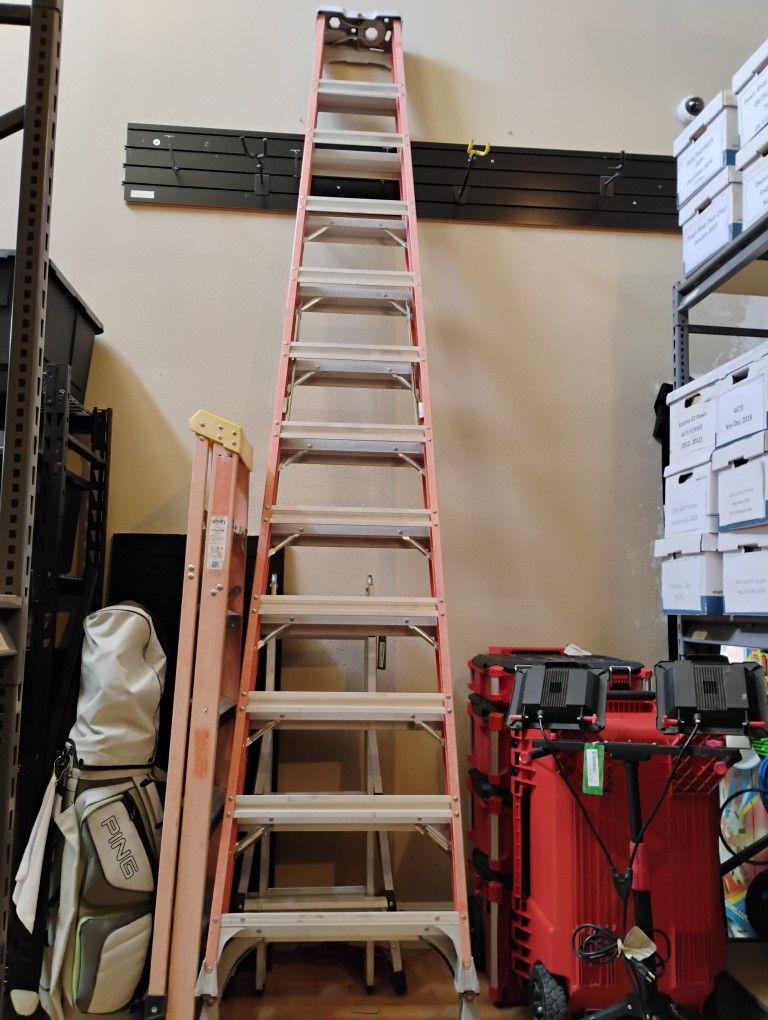 Louisville 16ft Ladder