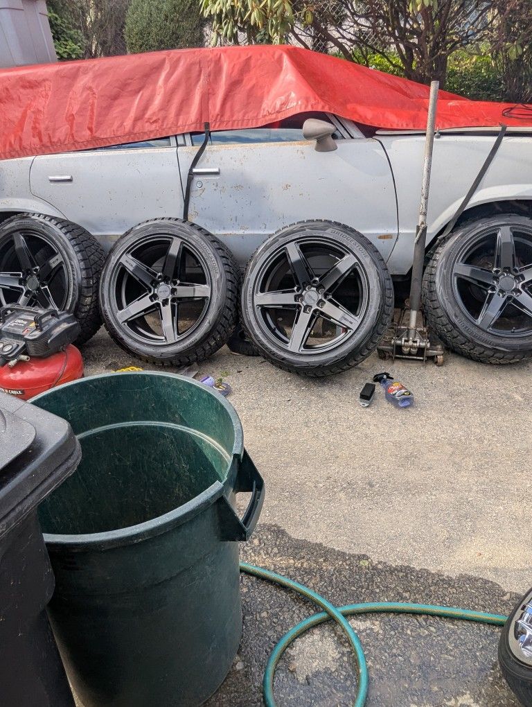 20 inch  rims  5 lugs