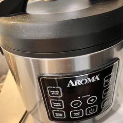 AROMA Digital Rice Cooker
