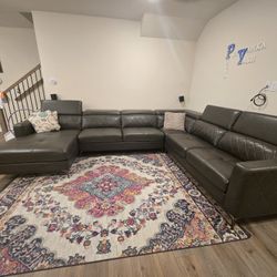 Sectional Sofa