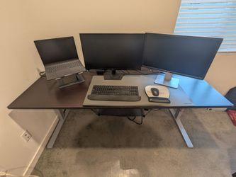 Uplift V2 Standing Desk - 72" x 30" - Ash Grey Laminate - Advanced Comfort Flush Keypad