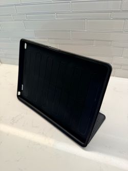 OtterBox Protective Case for 9.7” Apple iPad – Black Folio Stand Case