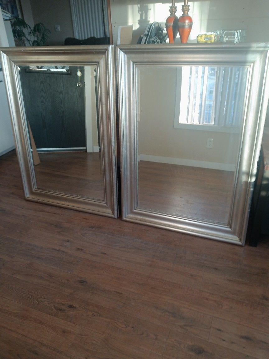 2 Matching Mirrors