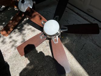 Hampton Bay Fan