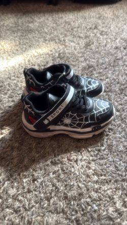 Spiderman boy shoes