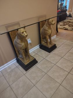 Moving sale