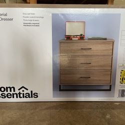 3-Drawer Dresser