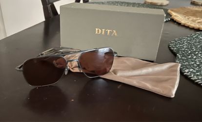 Dita Flight Seven