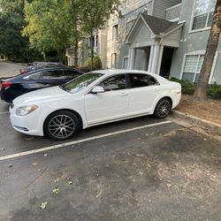 Chevy Malibu White LT Flex Fuel 2010